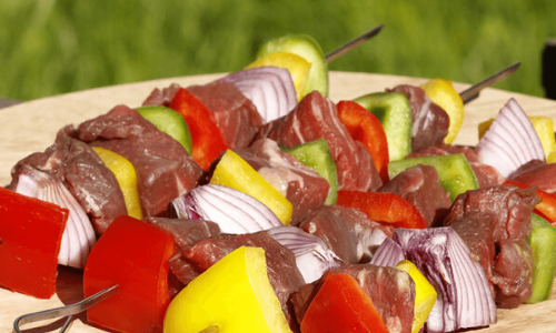Brochettes de bœuf, fenouil tomates