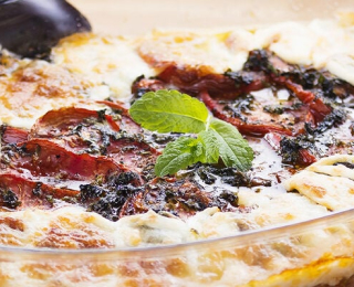Gratin tomate-aubergine à la mozzarella