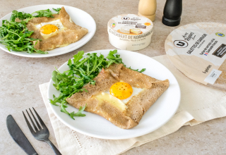 Galette bretonne au Camembert & jambon de bayonne